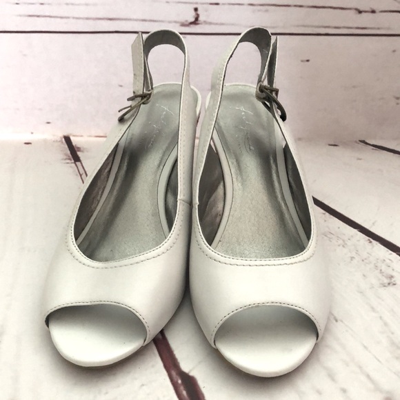 Marks & Spencer White Leather Peeptoe Wedges - Picture 2 of 5